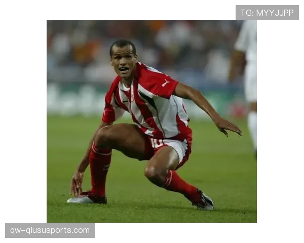 撕开后防线里瓦尔多直塞造威胁，近期对比现代前锋