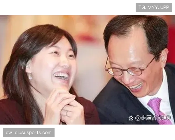 伏明霞真能活成贵妇人样，王者光环背后是这么顶奢的日常？